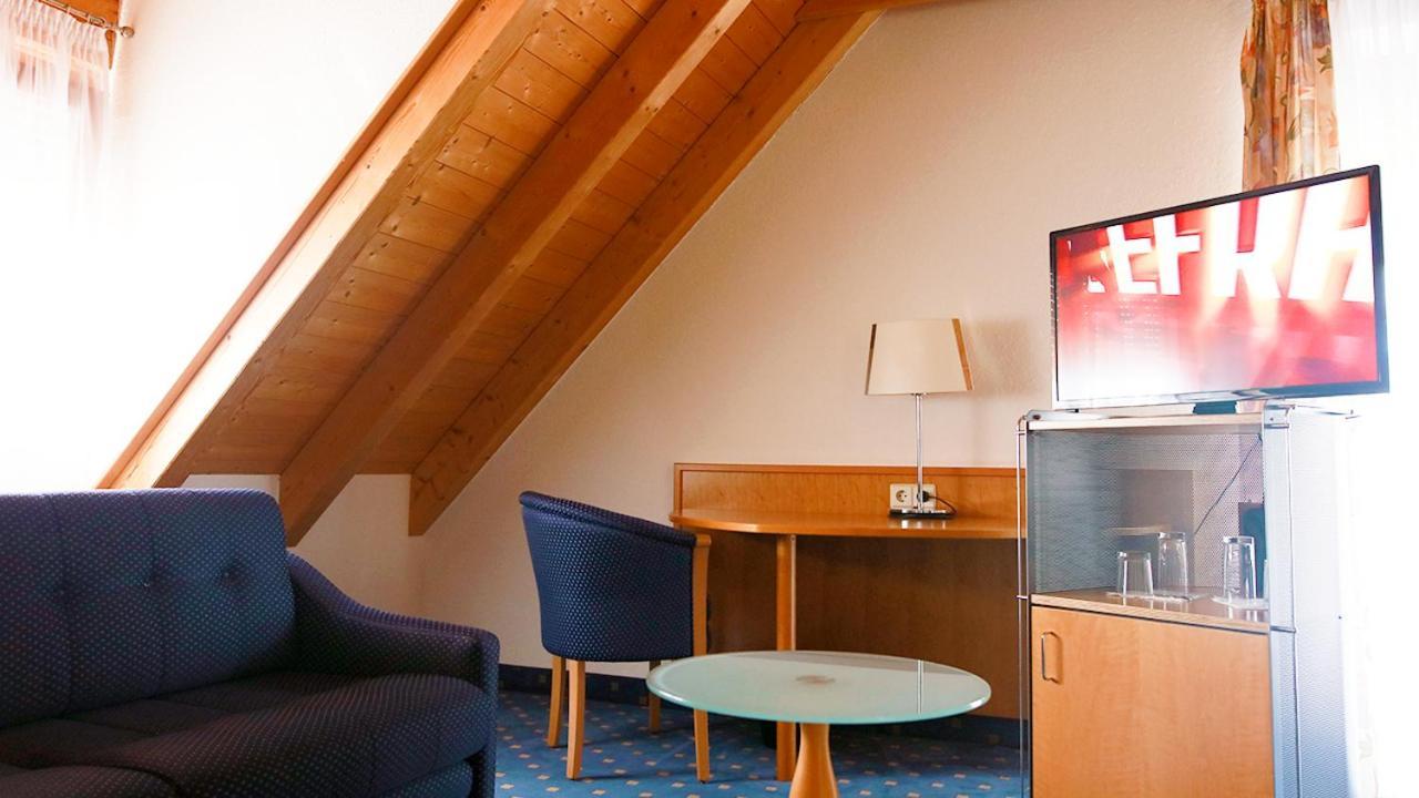 Hotel Gasthof Adler Ульм Екстер'єр фото