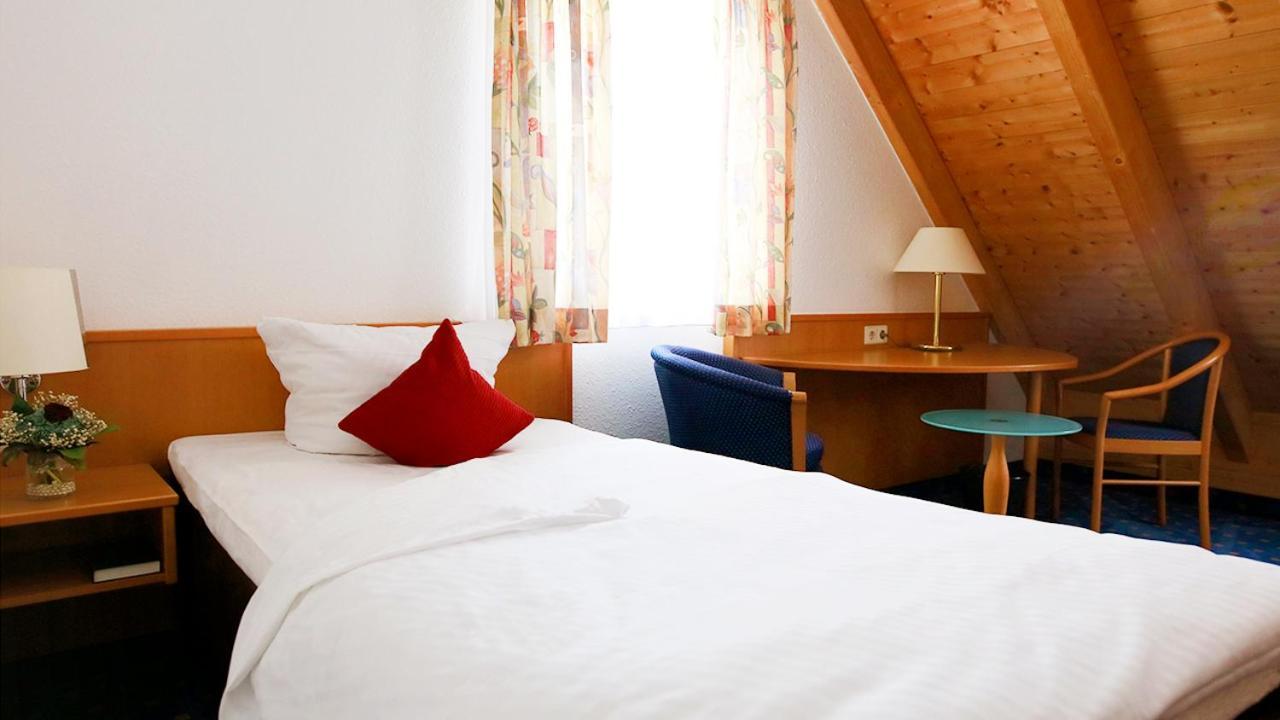 Hotel Gasthof Adler Ульм Екстер'єр фото