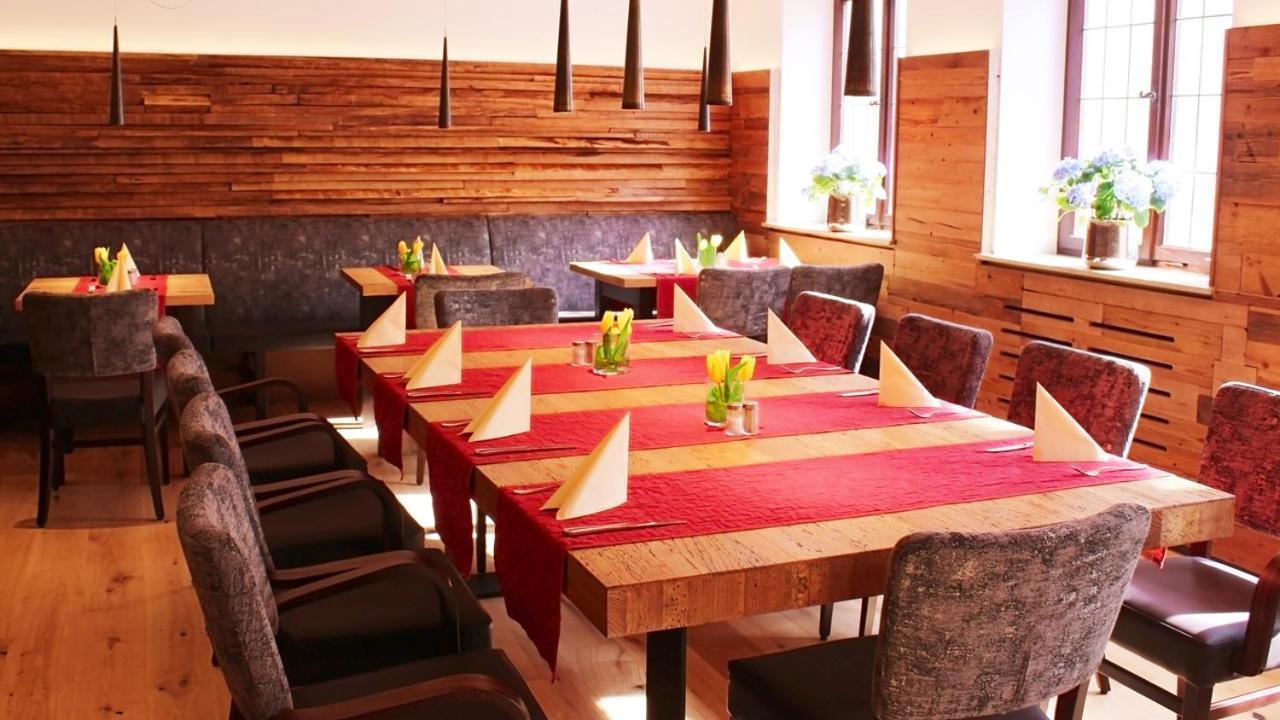 Hotel Gasthof Adler Ульм Екстер'єр фото