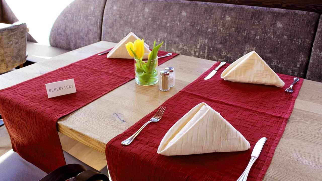 Hotel Gasthof Adler Ульм Екстер'єр фото