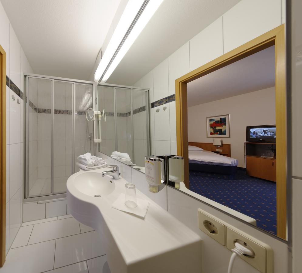 Hotel Gasthof Adler Ульм Екстер'єр фото