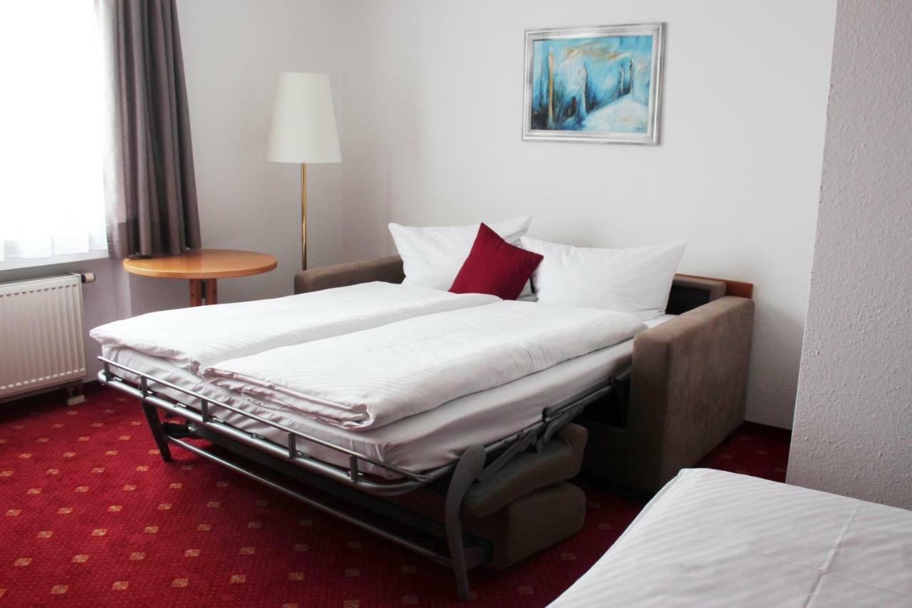 Hotel Gasthof Adler Ульм Екстер'єр фото